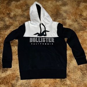 Large Black/White Hollister Hoodie